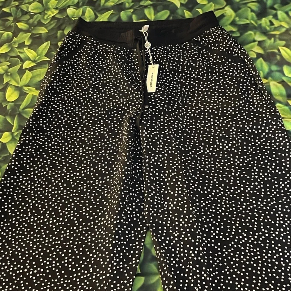 MAX STUDIO Wide Leg Patterned Woven Crop Pants​ - Picture 3 of 7